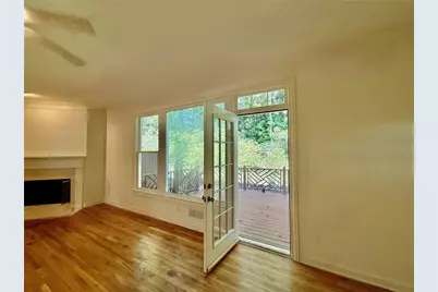 14 Carrington Way, Sandy Springs, GA 30328 - Photo 12