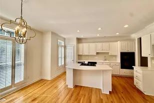 14 Carrington Way, Sandy Springs, GA 30328 - Photo 6