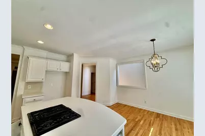 14 Carrington Way, Sandy Springs, GA 30328 - Photo 8