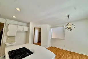 14 Carrington Way, Sandy Springs, GA 30328 - Photo 8