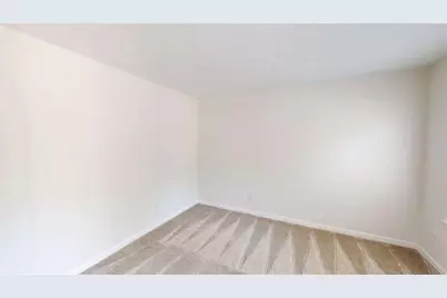 5704 Winchester Place, Lithonia, GA 30038 - Photo 8
