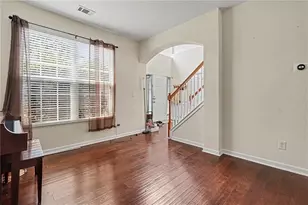 542 Simonton Ridge, Lawrenceville, GA 30045 - Photo 4