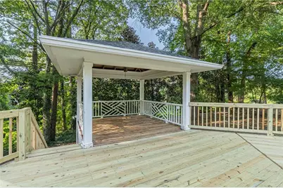 1040 Lindridge Drive NE, Atlanta, GA 30324 - Photo 60