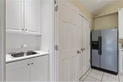 1040 Lindridge Drive NE, Atlanta, GA 30324 - Photo 20