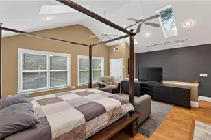 1040 Lindridge Dr NE, Atlanta, GA 30324 - Photo 52