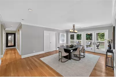 1040 Lindridge Drive NE, Atlanta, GA 30324 - Photo 14