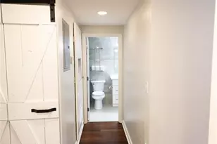 3481 Lakeside Dr NE, Atlanta, GA 30326 - Photo 18
