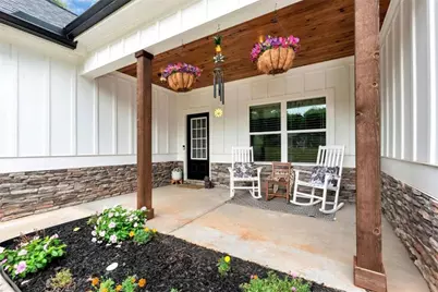 515 Forest Lake Road, Pendergrass, GA 30567 - Photo 2