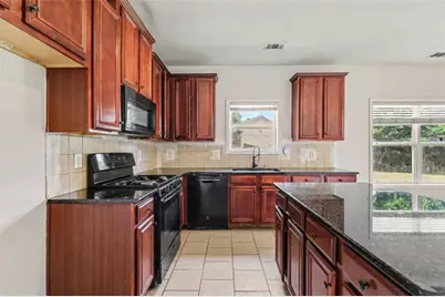 7969 Hawks Nest Trail, Lithia Springs, GA 30122 - Photo 16