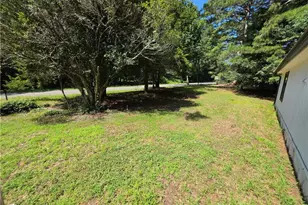 5170 Hurt Bridge Rd, Cumming, GA 30028 - Photo 16