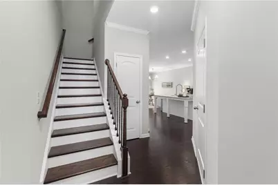 1467 Lanier Vista Drive, Sugar Hill, GA 30518 - Photo 4