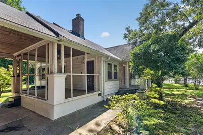 1885 Connally Drive, Atlanta, GA 30344 - Photo 4