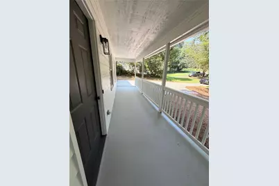 6211 Emerald Springs Drive SE, Acworth, GA 30102 - Photo 4