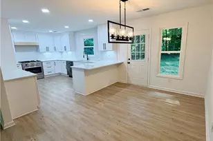 6211 Emerald Springs Dr SE, Acworth, GA 30102 - Photo 8