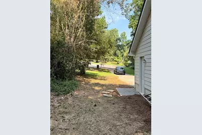 6211 Emerald Springs Drive SE, Acworth, GA 30102 - Photo 36