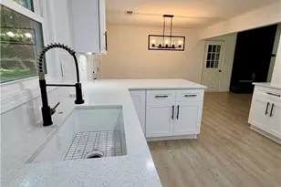 6211 Emerald Springs Dr SE, Acworth, GA 30102 - Photo 14