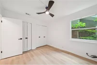22 Dunwoody Springs Drive, Atlanta, GA 30328 - Photo 20