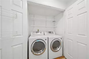 22 Dunwoody Springs Dr, Atlanta, GA 30328 - Photo 24
