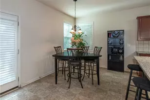 7728 Old Thyme Rd, Union City, GA 30291 - Photo 8