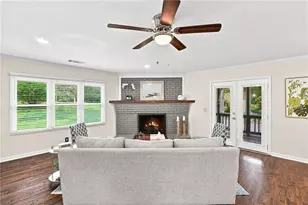 4691 Roberta Cir, Austell, GA 30106 - Photo 8