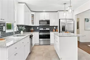 4691 Roberta Cir, Austell, GA 30106 - Photo 12