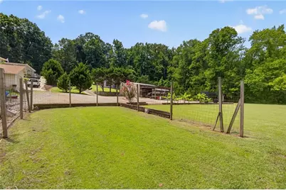 43 Bailey Drive SW, Lilburn, GA 30047 - Photo 38