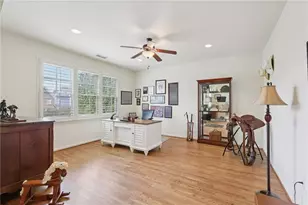934 Grey Village Cir, Marietta, GA 30068 - Photo 22