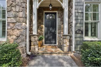 934 Grey Village Circle, Marietta, GA 30068 - Photo 2