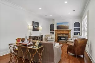 934 Grey Village Cir, Marietta, GA 30068 - Photo 10
