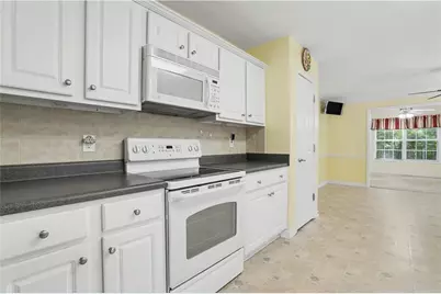 676 Majesty Crossing, Winder, GA 30680 - Photo 6