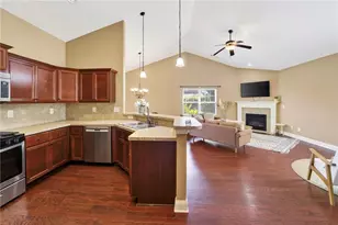 4814 Lost Creek Dr, Gainesville, GA 30504 - Photo 6