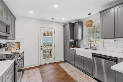 1931 S Gordon Street SW, Atlanta, GA 30310 - Photo 2