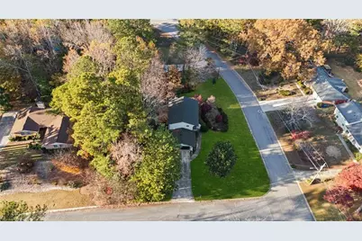 4894 Macbain Lane, Dunwoody, GA 30360 - Photo 8