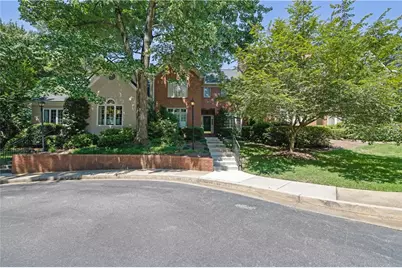 2 Paces West Terrace NW, Atlanta, GA 30327 - Photo 2