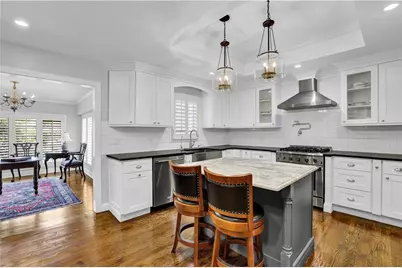 2 Paces West Terrace NW, Atlanta, GA 30327 - Photo 6