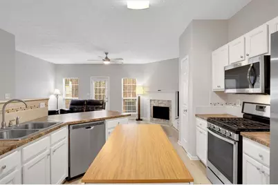 940 Tree Creek Boulevard, Lawrenceville, GA 30043 - Photo 10