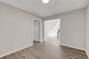 708 Serramonte Dr, Marietta, GA 30068 - Photo 10