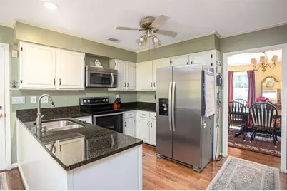 1707 Red Fox Run, Lilburn, GA 30047 - Photo 18