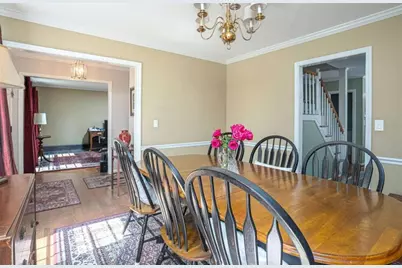 1707 Red Fox Run, Lilburn, GA 30047 - Photo 10