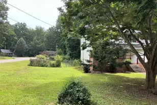125 Bob White Dr, Stockbridge, GA 30281 - Photo 2