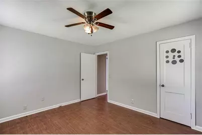 6076 Atlanta Highway, Flowery Branch, GA 30542 - Photo 22