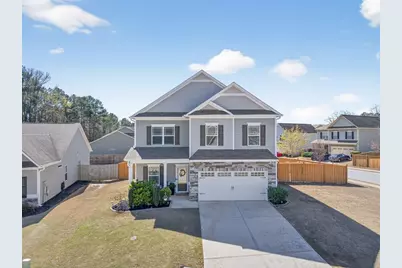 321 Eagles Bluff Way, Hoschton, GA 30548 - Photo 2
