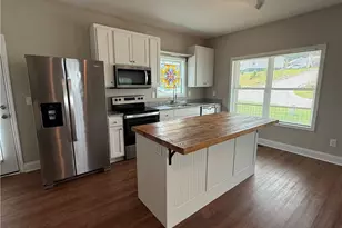519 Liberty Pk Dr, Gainesville, GA 30501 - Photo 4