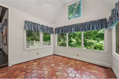 6415 River Chase Circle, Sandy Springs, GA 30328 - Photo 16