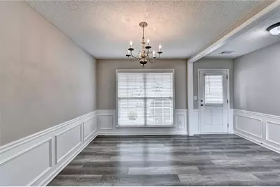 9210 Friarbridge Drive, Suwanee, GA 30024 - Photo 6