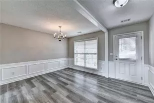 9210 Friarbridge Dr, Suwanee, GA 30024 - Photo 4