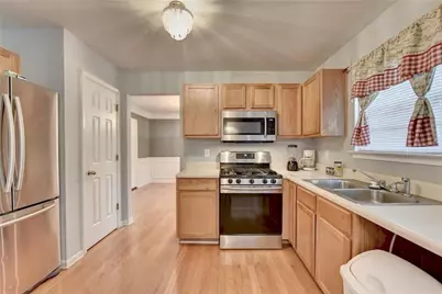 5064 Michael Jay Street, Snellville, GA 30039 - Photo 6