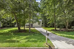 2152 Cedar Creek Ln, Lithia Springs, GA 30122 - Photo 4