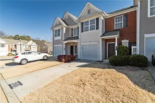 520 Dragonfly Ct, Cumming, GA 30040 - Photo 2