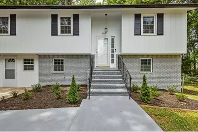394 Burr Oak Court, Lawrenceville, GA 30046 - Photo 2